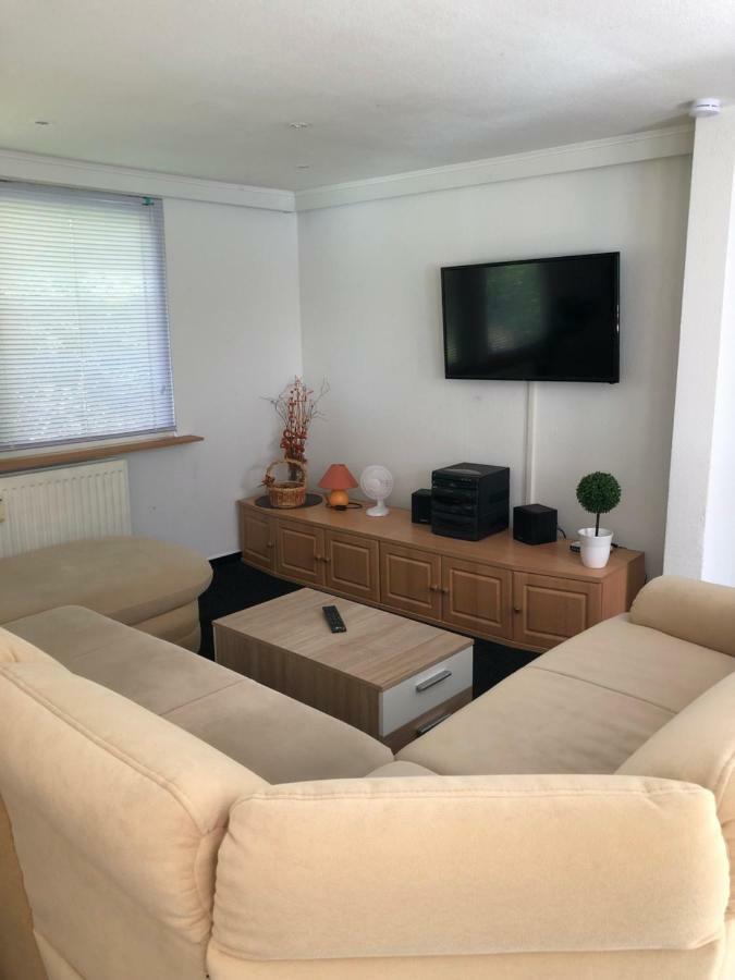 Bungalow Am Wald Бернау Экстерьер фото